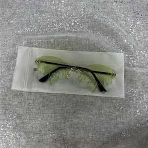 Stylish Green Sunglasses